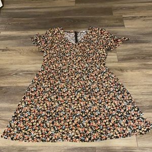 Loft Tie Sleeve Floral Dress (with pockets)